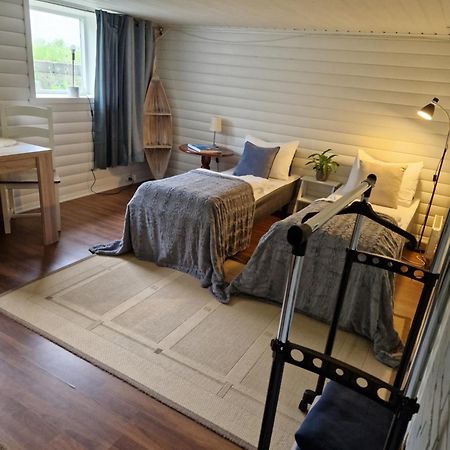 Your Place To Stay In Lofoten At Our Family House! Ballstad Kültér fotó