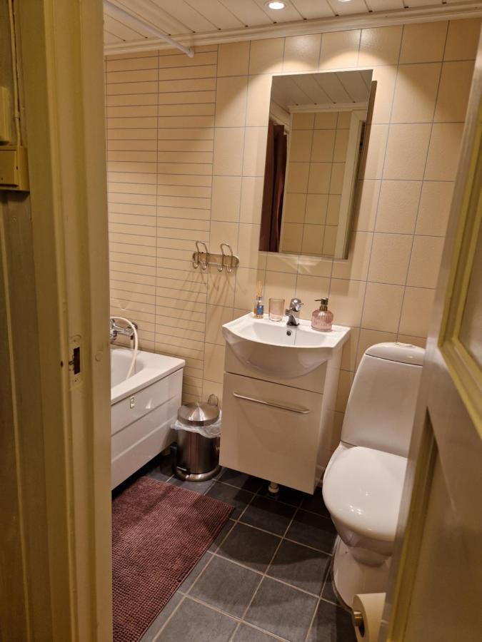 Your Place To Stay In Lofoten At Our Family House! Ballstad Kültér fotó